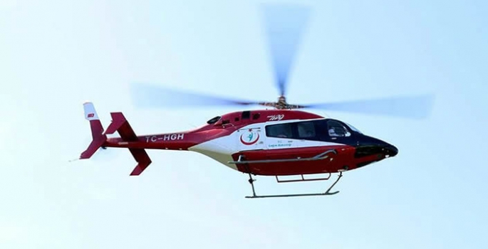 Van'da 65 yaşındaki hasta ambulans helikopterle hastaneye ulaştırıldı
